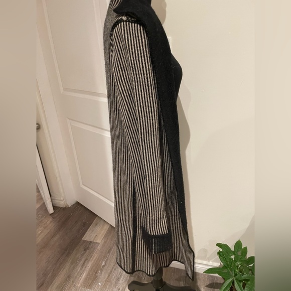 Italian Wool Sweater Coat
Medium by Cocogio - Picture 3 of 6